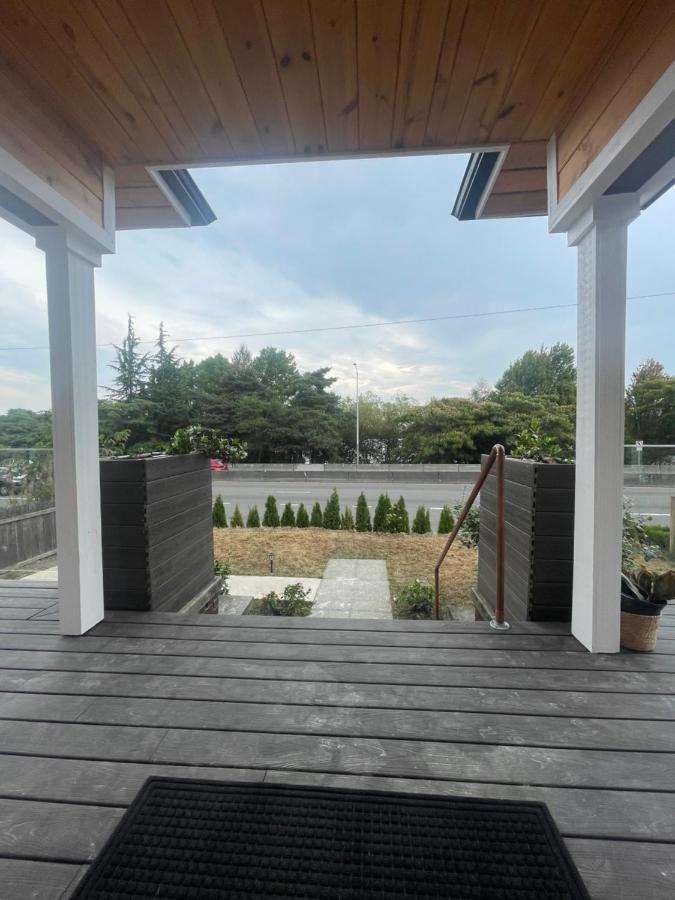Green Lake 1St Line Home A With Central Air Conditioners Seattle Exterior foto